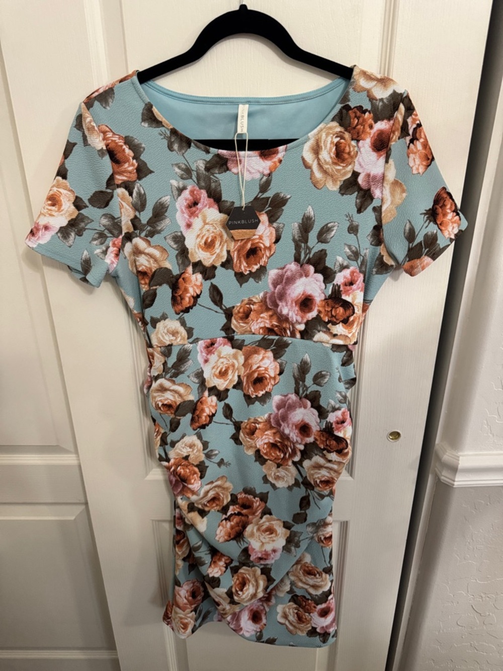 Pinkblush Maternity Light Blue Rose floral Scoop-Neck Midi Dress Size Large